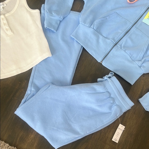 HIPPIE ROSE JOGGER SET - Picture 3 of 7